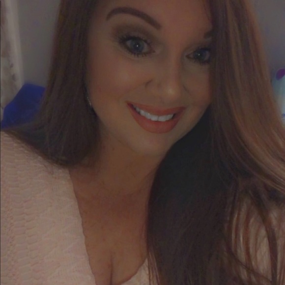 Meet your Posher, Bobbie - Picture 1 of 3